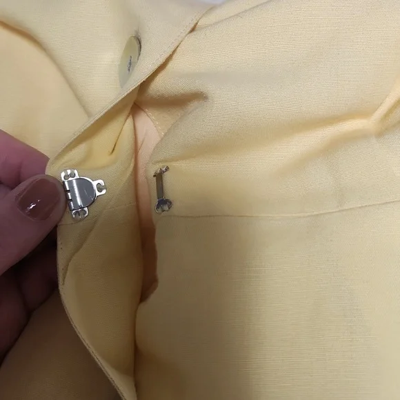 Brooks Brothers Vintage Yellow Button-Down Dress, size 12 - Picture 7 of 7